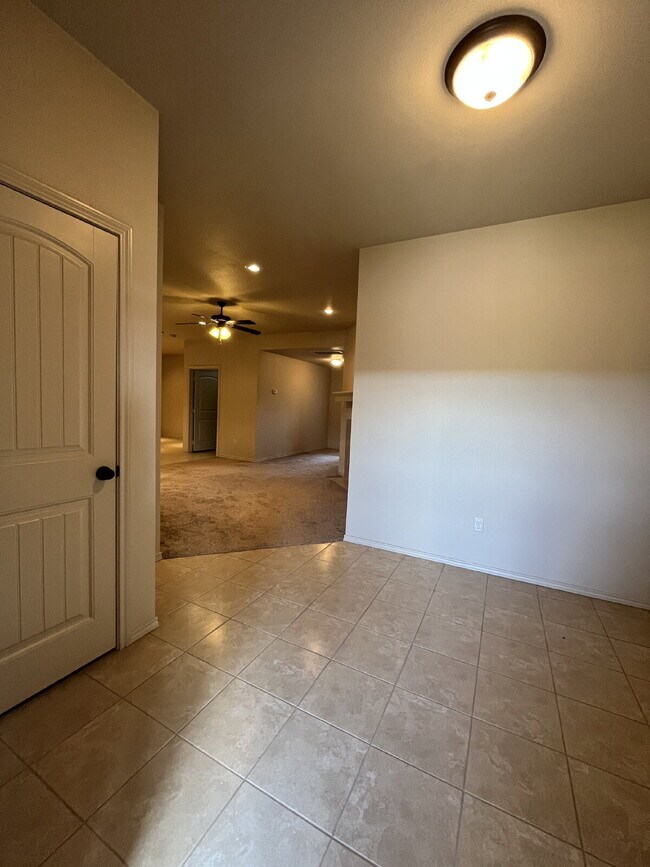 Photo - Move In Special of 1/2 off 1st month rent ...
