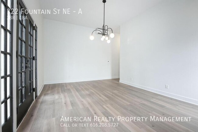 Photo - 322 Fountain St NE Unidad A