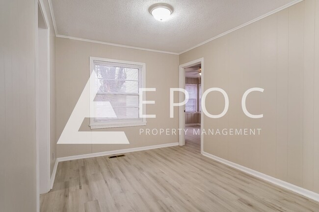 Photo - 1524 W Marshall St