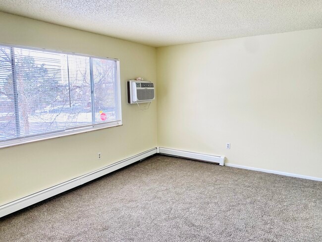 Photo - 4710 Scenic Cir Unit 4