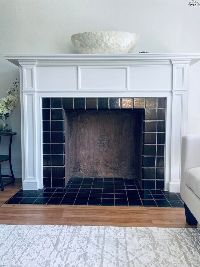 Photo - 3105 Sherwood Ln