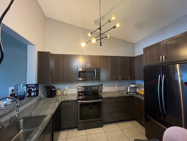 209 Cypress Point Dr