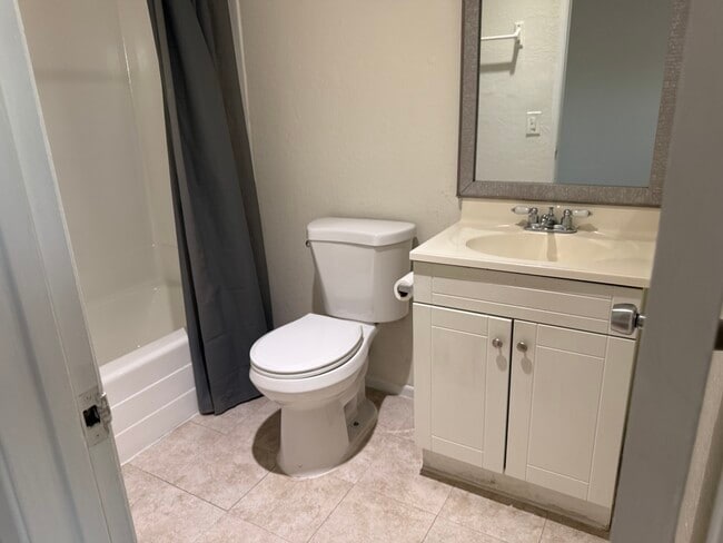 Photo - 22411 Del Valle St