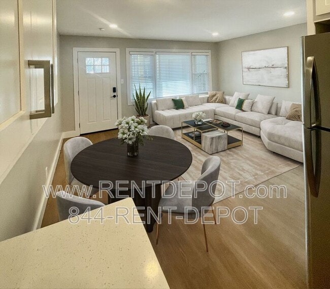 Photo - 1330 SE 2nd St