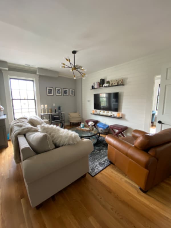 Photo - 185 Broadway