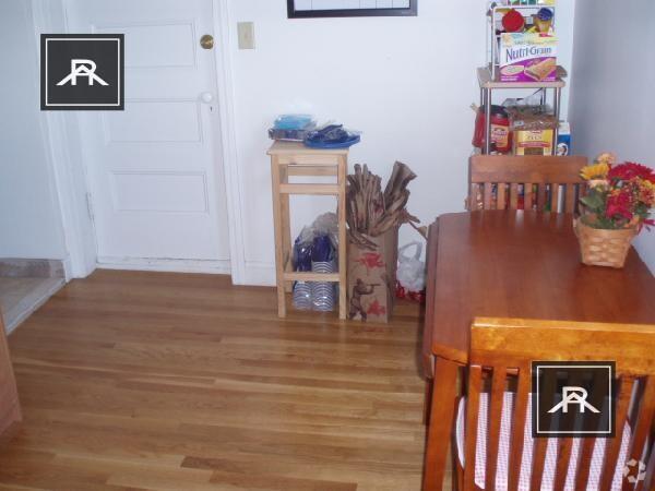 Building Photo - 4 bedroom in Brighton MA 02135 Unit 6 Rental