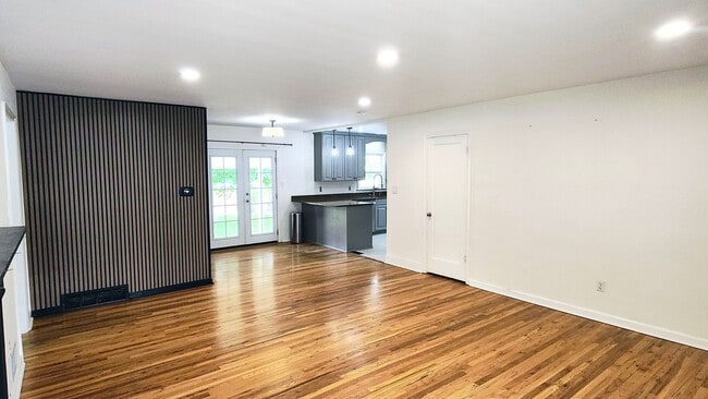 Photo - 4 Bd 2 Bath Home in Millcreek