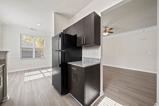 Photo - Grand Oaks Apartment Homes