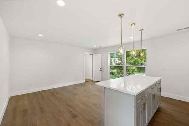 Photo - 102 Cayce Valley Dr Unit Suite