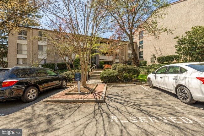 Photo - 5614 Bismach Dr Unidad 203