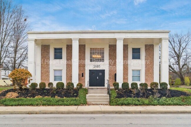 Building Photo - 2085 W Broad St Unit 209