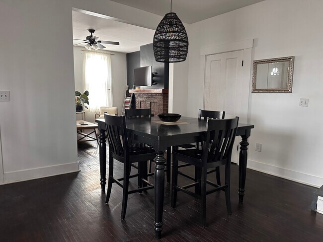 Photo - 1163 Say Ave