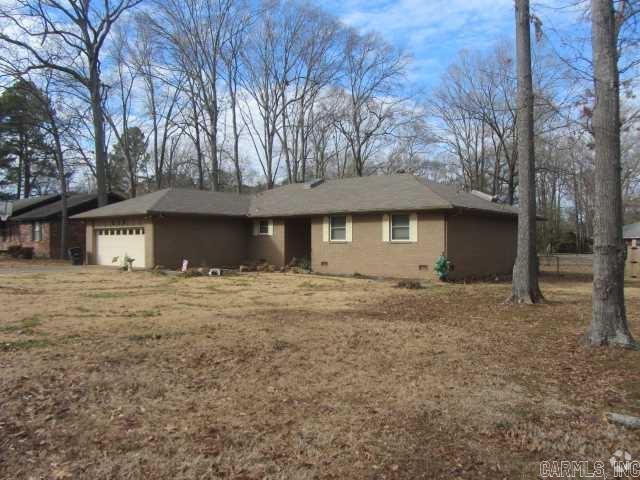 Building Photo - 117 Foxdell Cir Rental