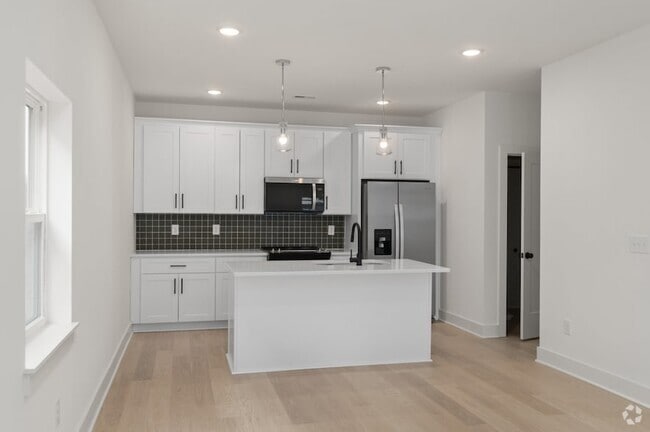 Building Photo - 550 Markham St Unit 19 Rental