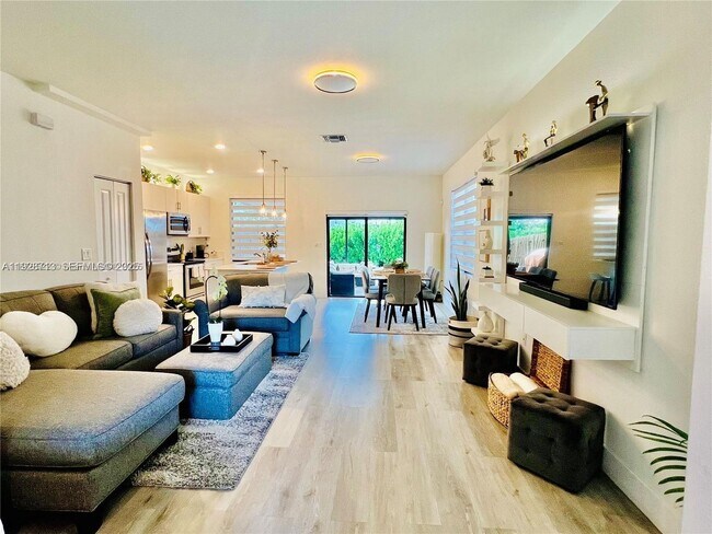 Photo - 25532 SW 108th Ave