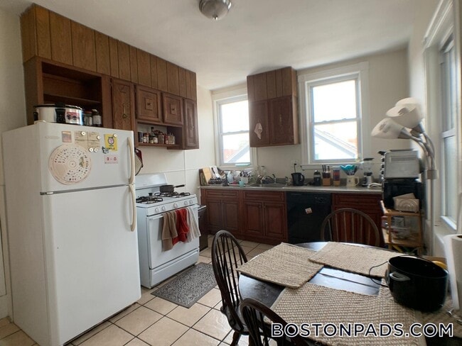 Photo - 102 Prospect St Unit 3