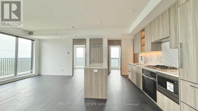 Photo - 18 Esther Shiner Blvd Unit 3503