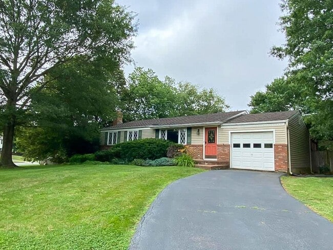 Photo - Charming 2-Level, 3 Bed 2 Bath Home In Much Sought After Chalet Woods Location