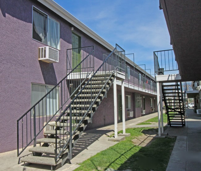 Arbor Apartments San Bernardino, CA