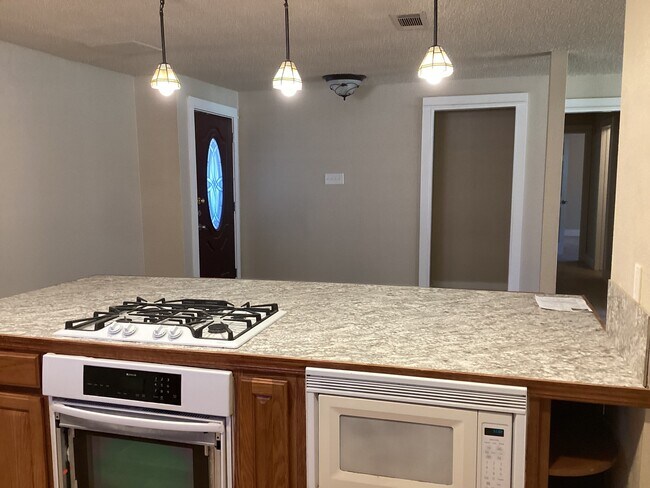 Photo - 2511 Peaceful Valley Dr