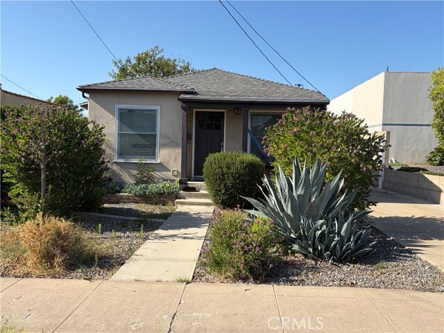 Building Photo - 611 W Walnut Ave