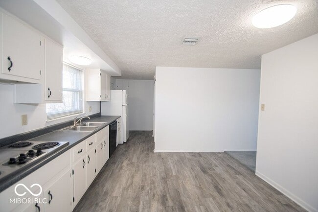 Photo - 8636 E Edgewood Ave