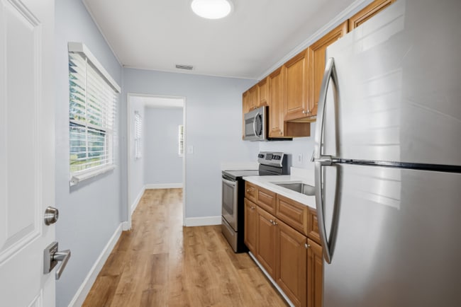 Photo - 917 56th Ave N