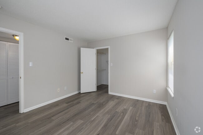 Loft 1BD 1BA - Bedroom