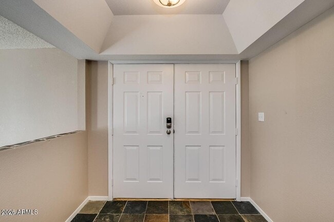 18811 N 19th Ave Unit 2015