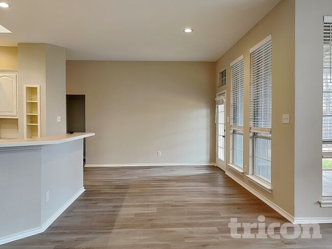 Photo - 1314 Pegasus Dr