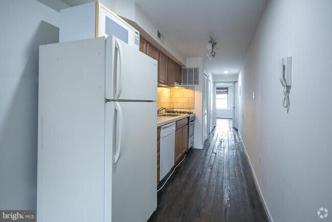 Building Photo - 229 Market St Unit 3 Rental