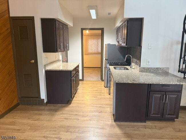 Photo - 11 Great Gorge Dr Unit 8