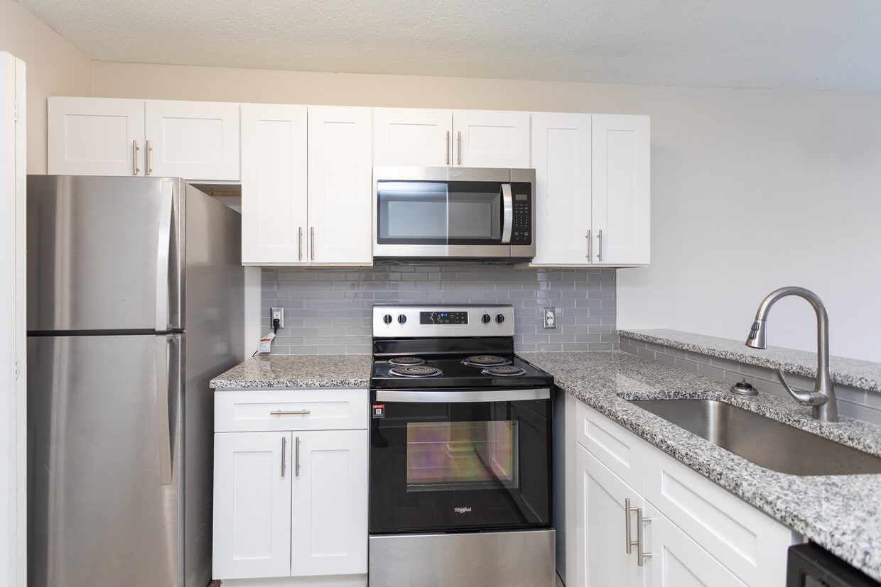 Photo - Enclave at North Point Apartments