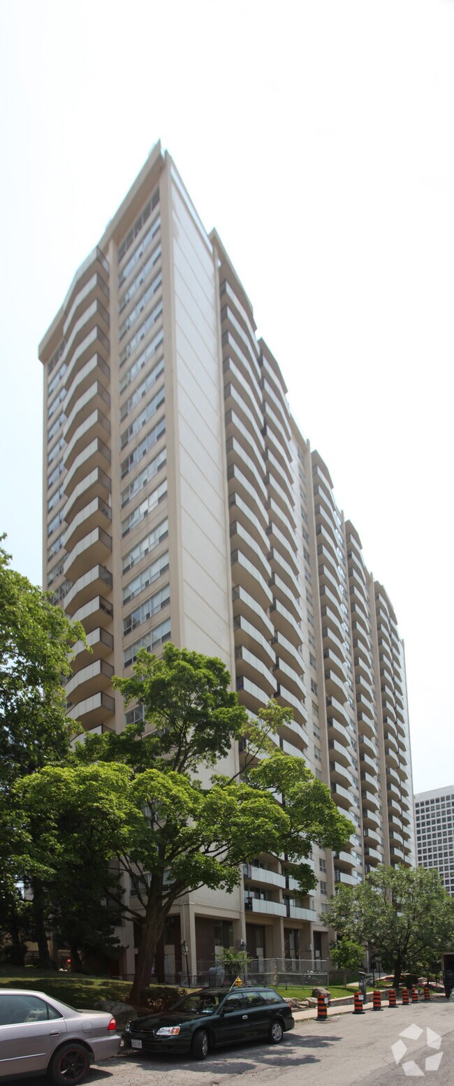 Photo - 400 Walmer Road