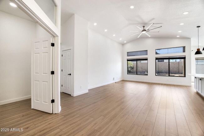 Photo - 16025 S 18th Dr