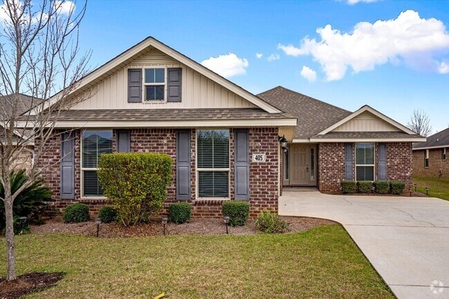 Building Photo - WEST FAIRHOPE IN HUNTINGTON WOODS Rental