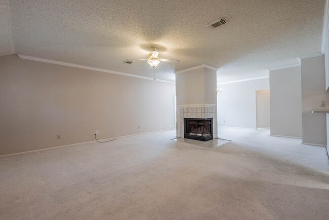 Photo - 8926 Village Hills Dr
