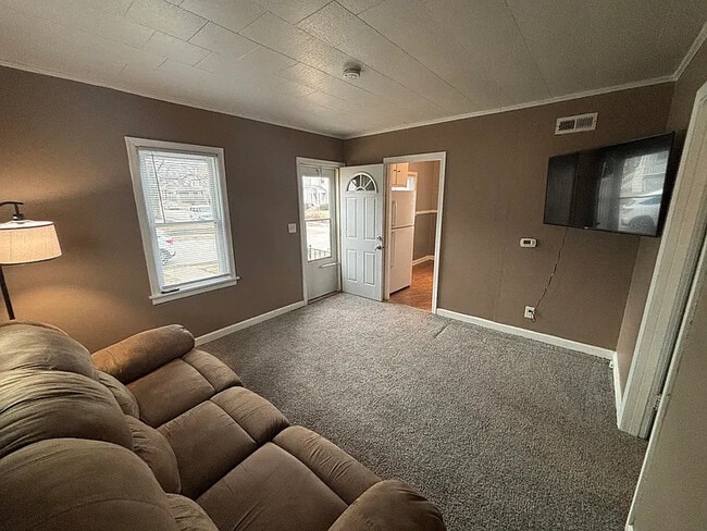 Photo - 1626 Florence Ln