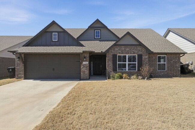 Building Photo - Beautiful Shaw Homes Gardenia plan built in 2022 available for lease featuring an open, inviting ...