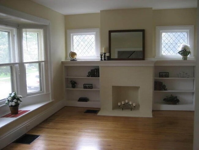 Photo - 221 Milburn St Unidad 7 Berkshire St