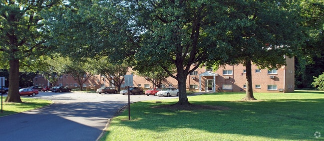 Walther Apartments