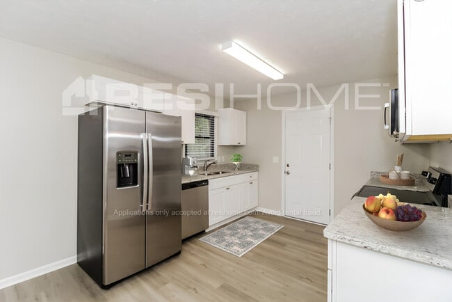 Photo - 4087 Essex Dr