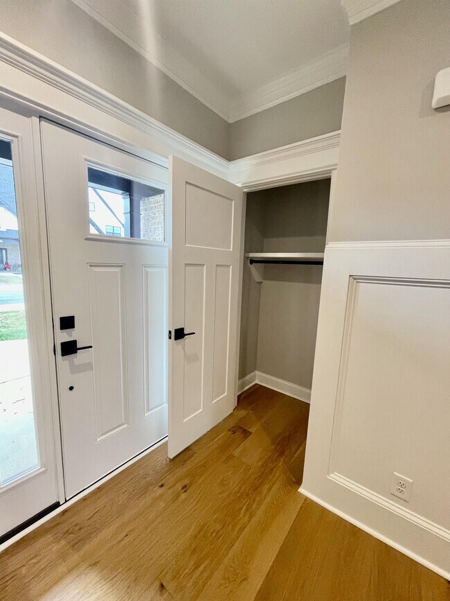 Photo - 1037 S Westyn Lp