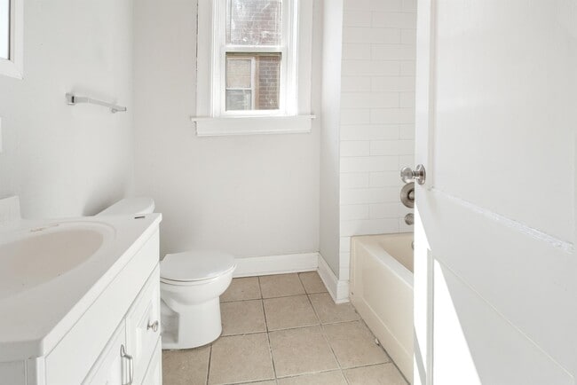 4151 Shaw Blvd Unit 4151 2nd Floor