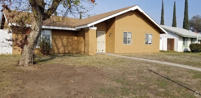 Building Photo - SW-Bakersfield 3 Bedrooms-2 bath Rental