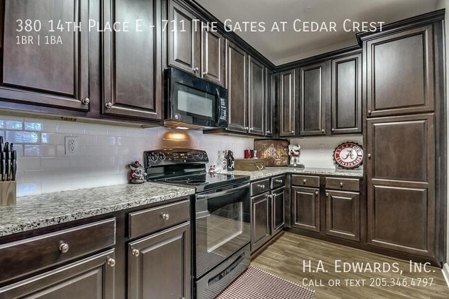 Photo - 380 14th Pl E