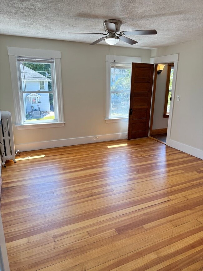 Photo - 48-50 Putnam St Unit 50 Putman St