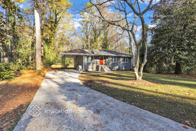Photo - 1843 Campbellton Rd SW House