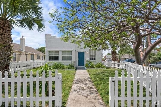 Building Photo - 646 33rd St Rental