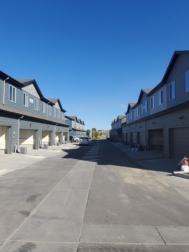 Photo - Updated and Bright 3 Bedroom Townhouse in Greeley!